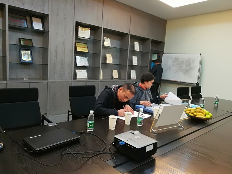 热烈欢迎省农业厅各领导莅临纳润科技参观指导工作！~